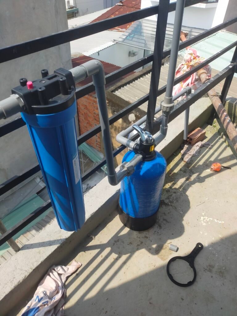 hinh thuc te he 1 cot composite 817 van tay ong pvc