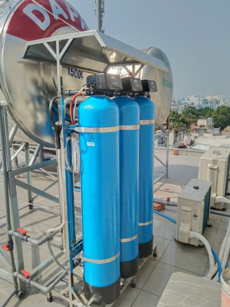 hinh thuc te he 2 cot composite 1054 autovalve khung bom ong pvc mai che kem uf