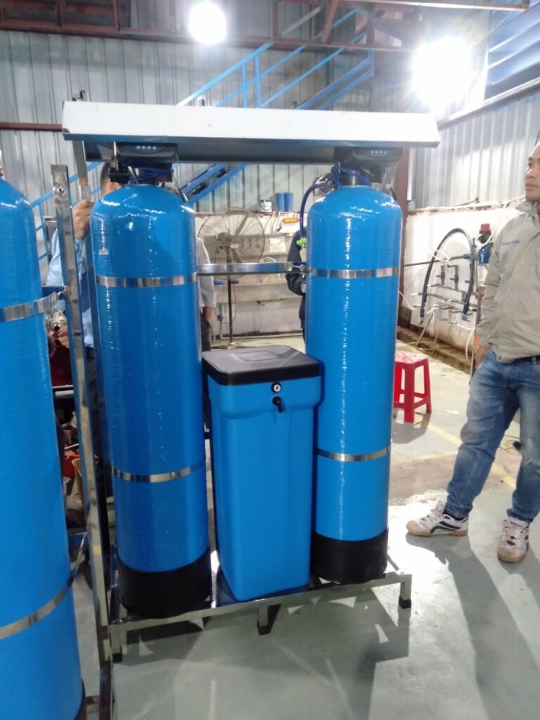 hinh thuc te he 2 cot composite 1054 autovalve khung ong ppr thung muoi mai che