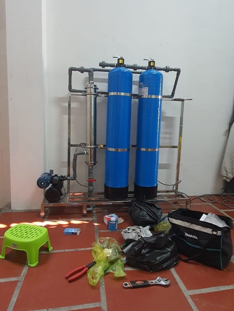 hinh thuc te he 2 cot composite 1054 van tay khung bom ong pvc kem uf