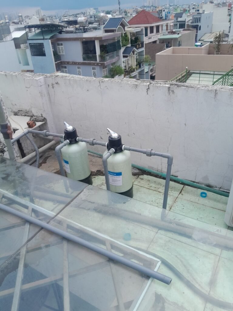 hinh thuc te he 2 cot composite 817 van tay ong pvc