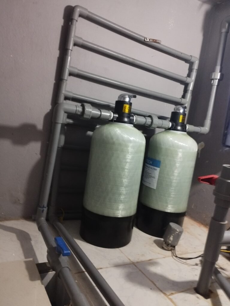 hinh thuc te he 2 cot composite 817 van tay ong pvc