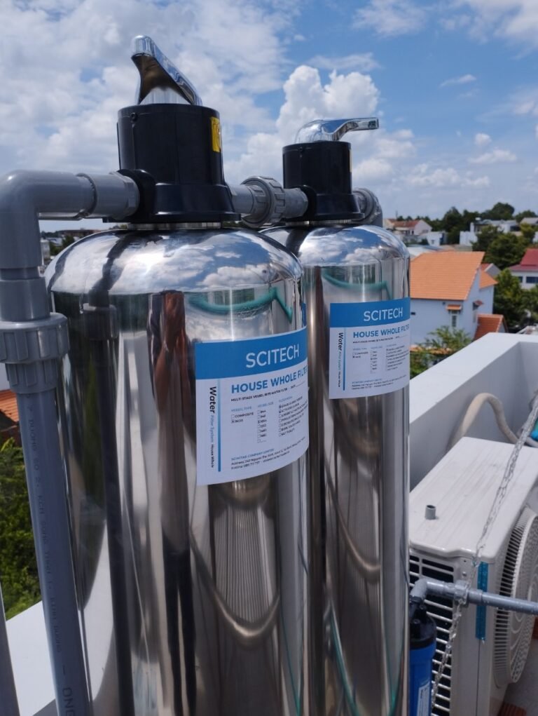 hinh thuc te he 2 cot inox 1054 van tay ong pvc