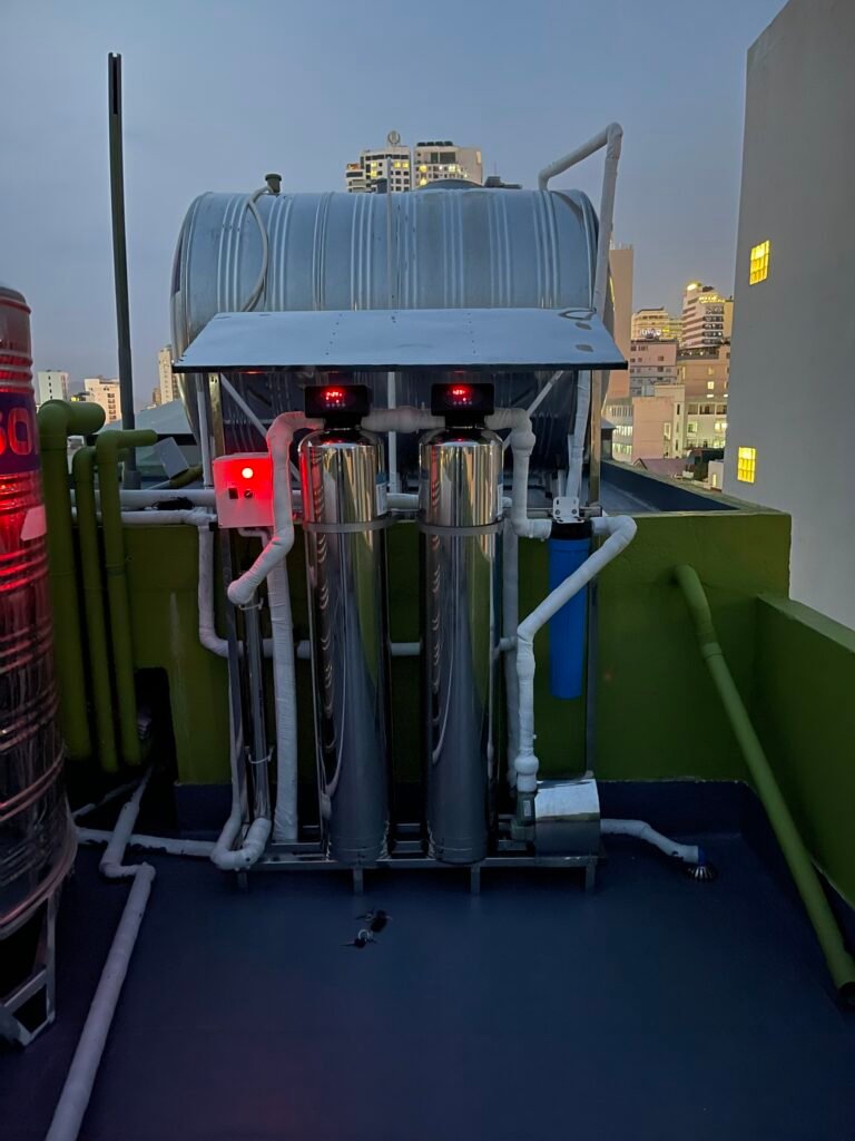 hinh thuc te he 3 cot inox 1054 autovalve khung bom ong ppr mai che tu dien