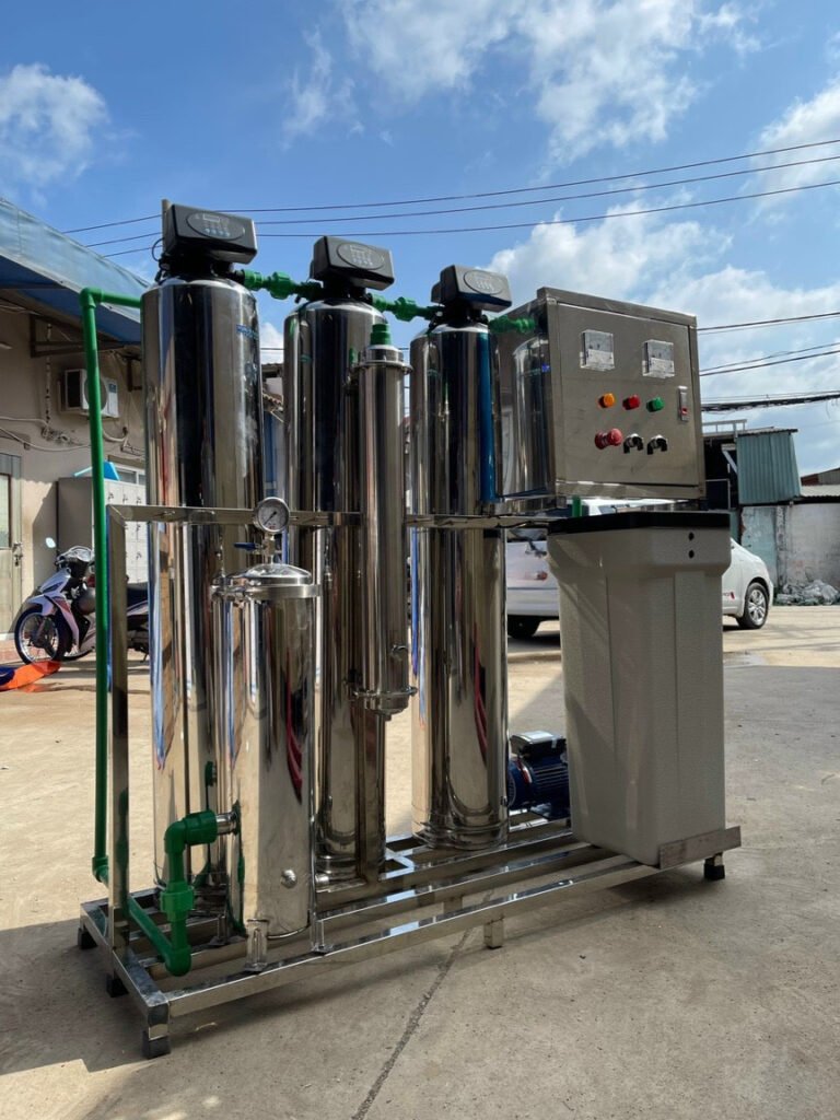 hinh thuc te he 3 cot inox 1054 autovalve khung bom ong ppr thung muoi tu dien kem uf bon loc tinh