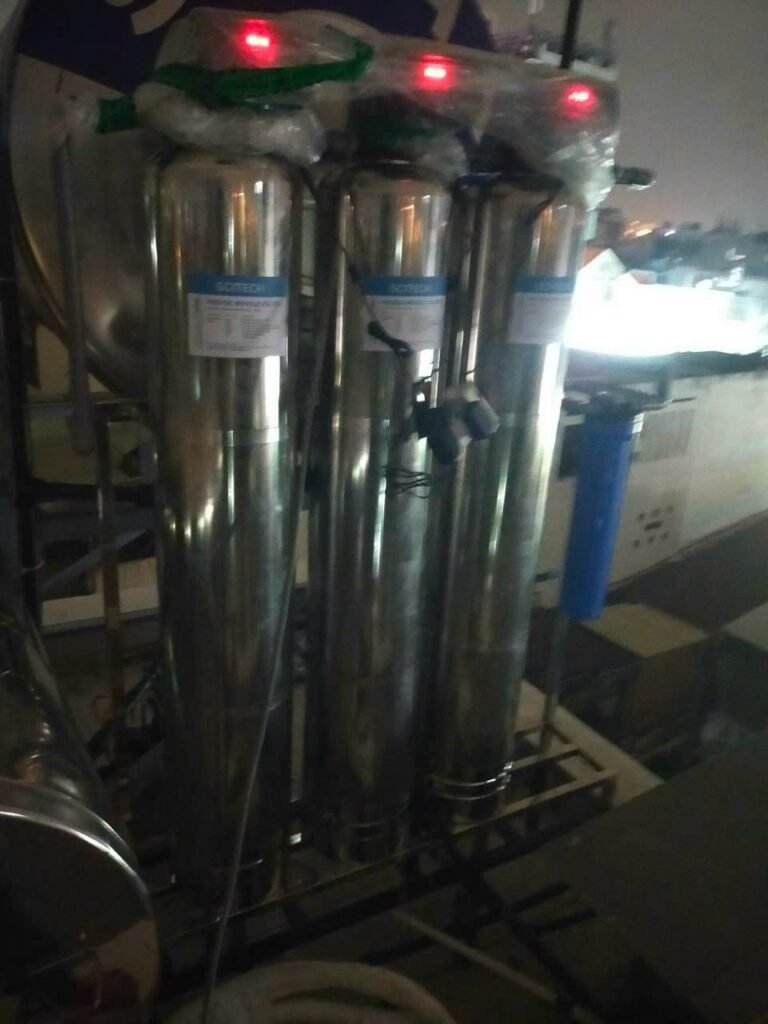 hinh thuc te he 3 cot inox 1054 autovalve khung ong pv