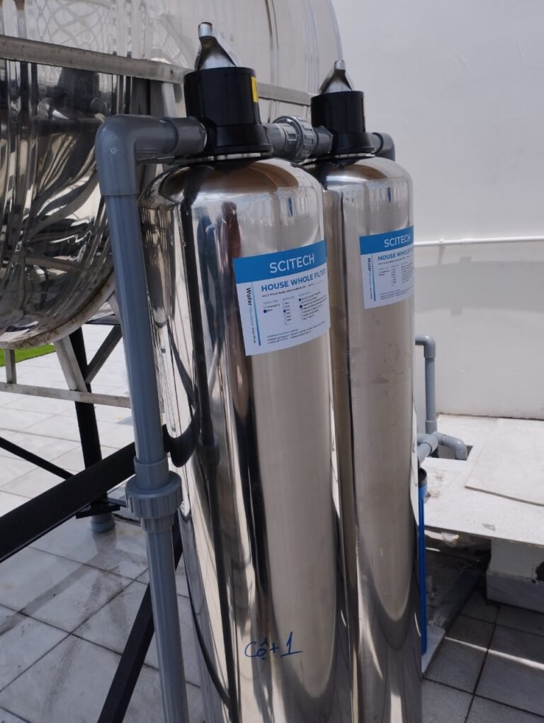 hinh thuc te he 2 cot inox 1054 van tay ong pvc