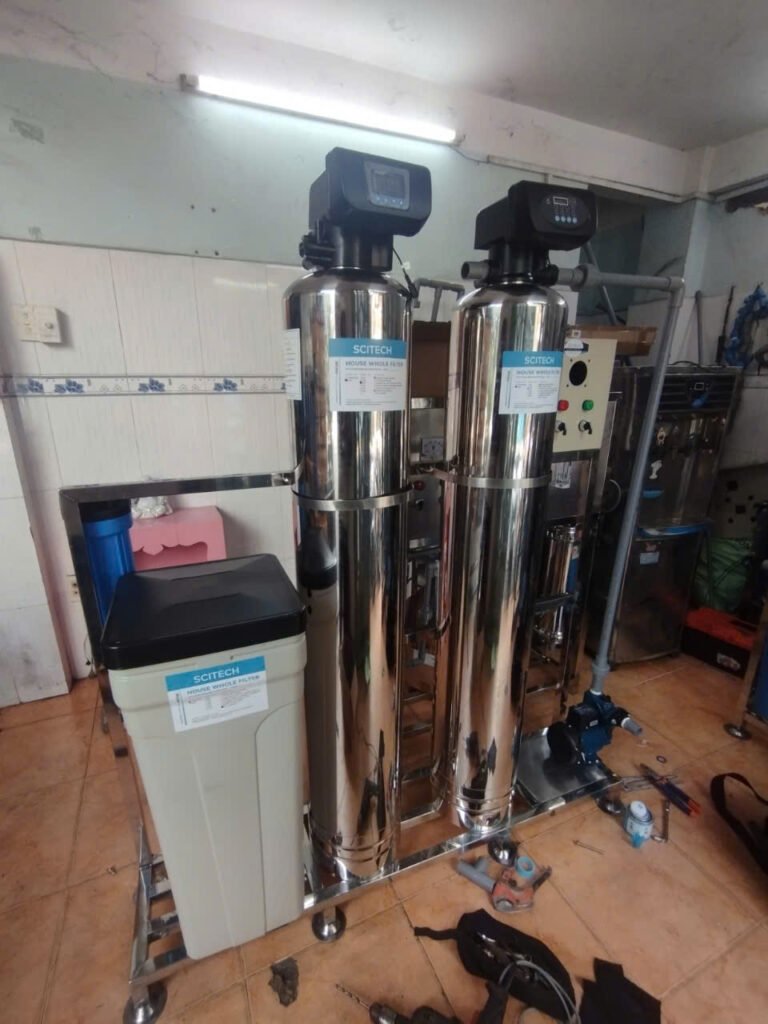 hinh thuc te he 2 cot inox 1054 autovalve khung bom ong pvc thung muoi